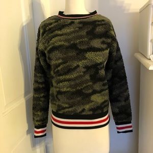 Cozy camo crewneck